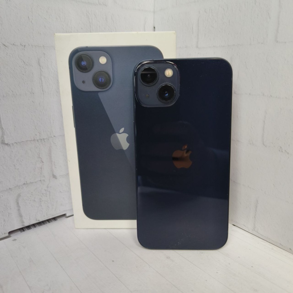 Смартфон iPhone 13 256 Gb