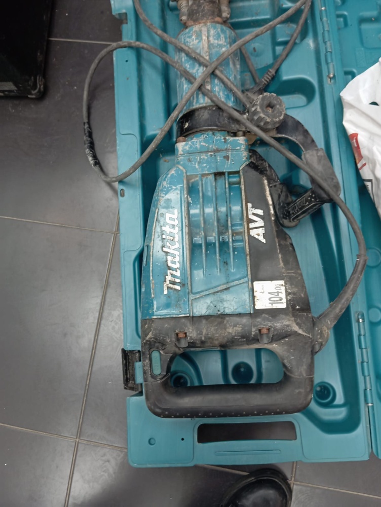 Бур MAKITTA HM1317CB
