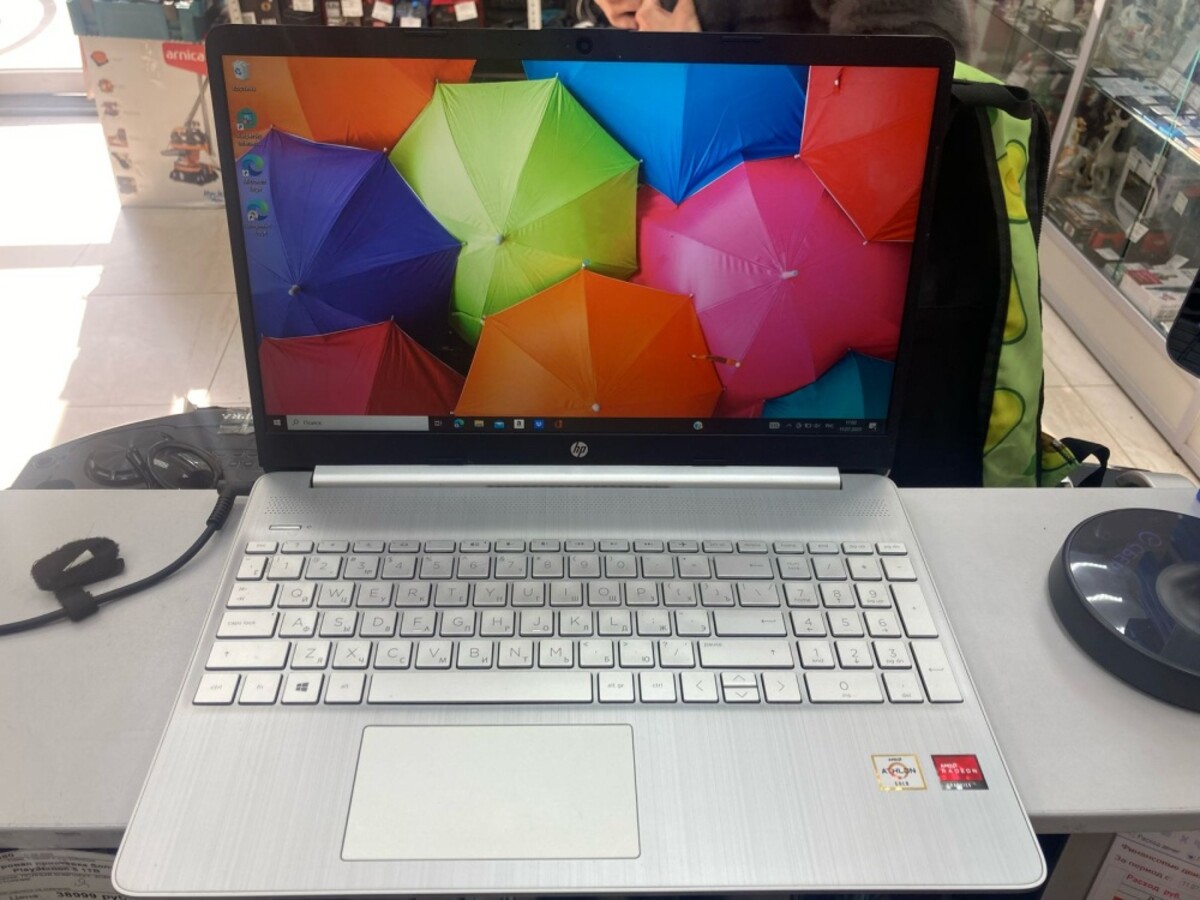 Ноутбук HP 15s-eq1353ur