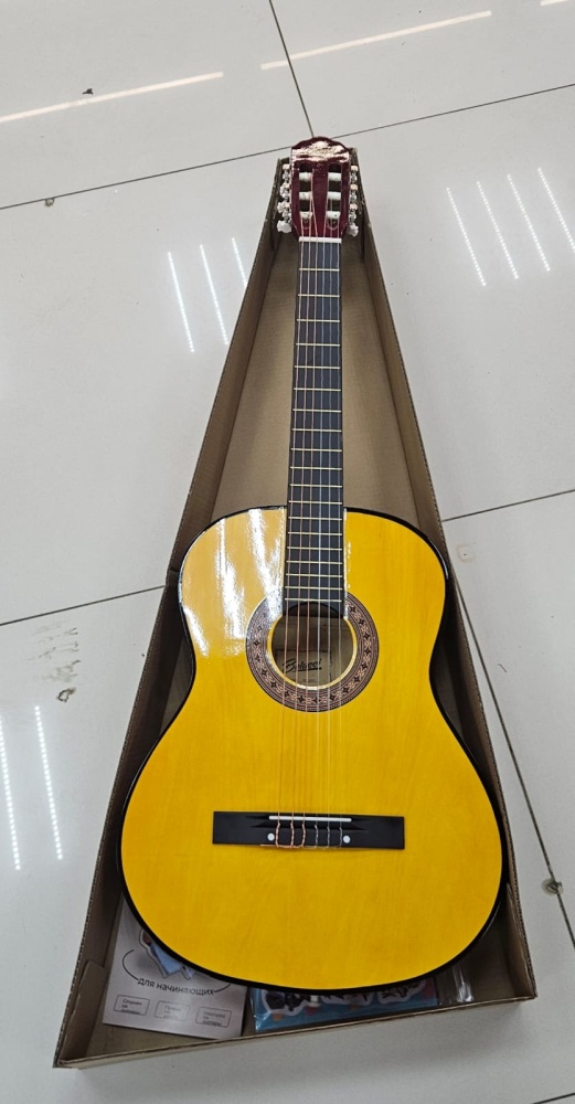 Гитара Belucci BC-3905