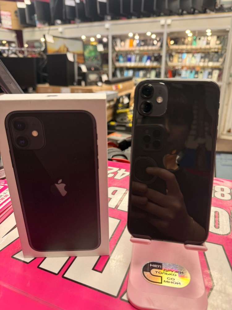 Смартфон iPhone 11 64Gb (93%)