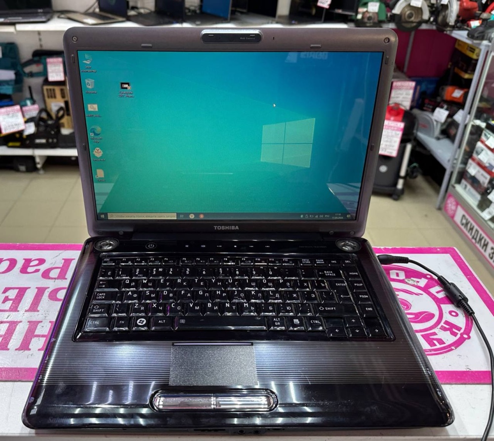 Ноутбук Toshiba Satellite A300