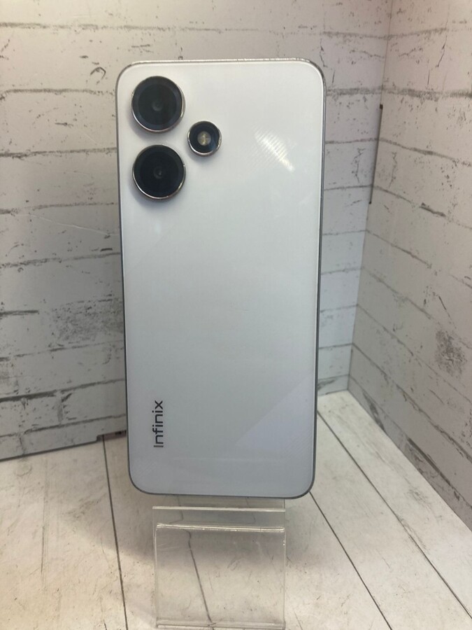 Мобильный телефон Infinix hot 30 play 8/128